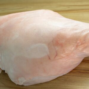 Pernil com osso e couro
